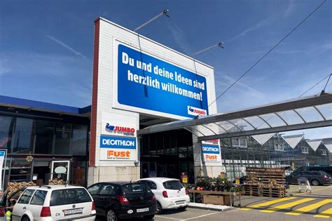 Jumbo Hinwil in Hinwil, Wässeristrasse 